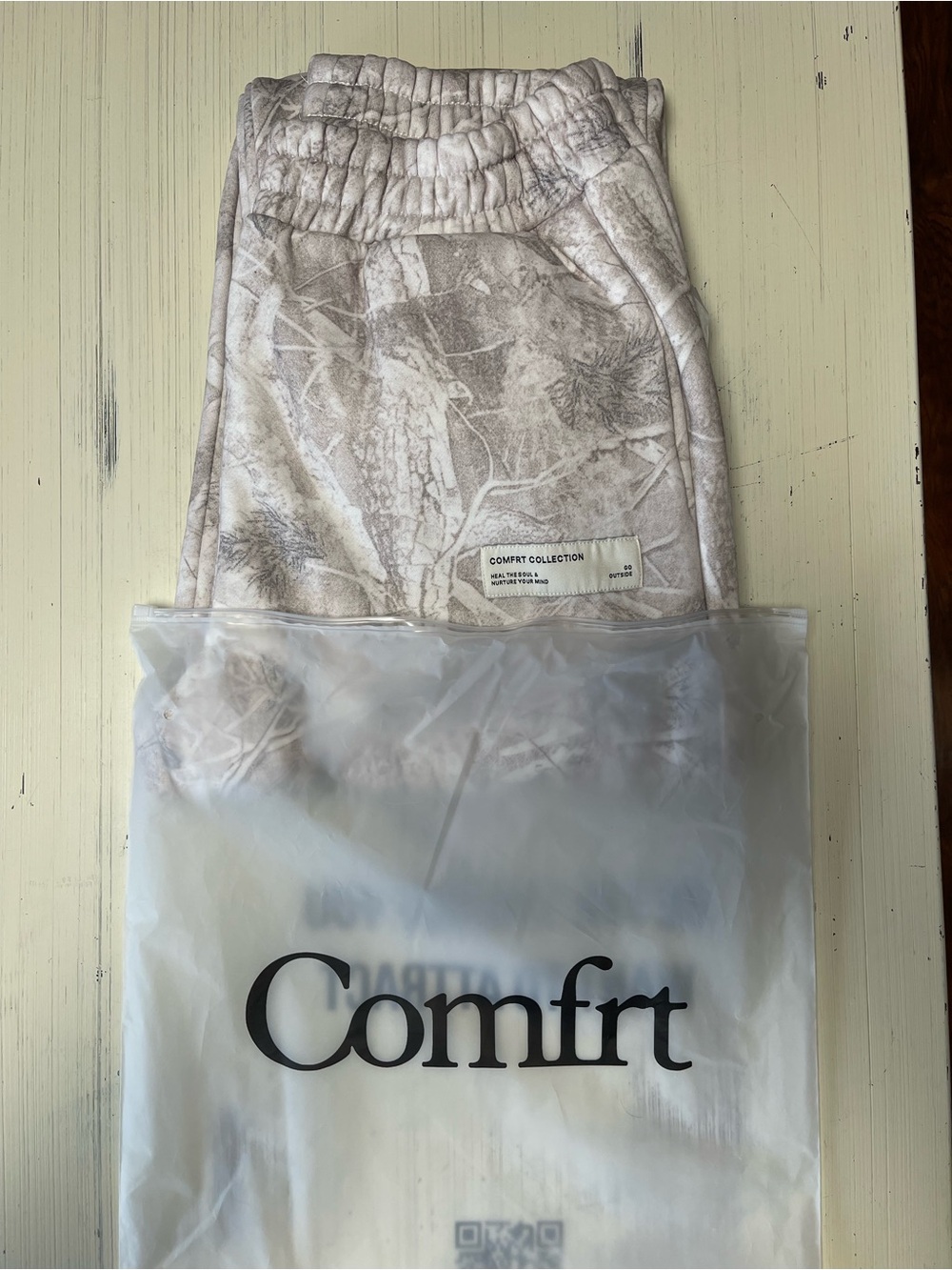 Unisex Comfrt Camo sweatpants-Silver Birch - Picture 2 of 3